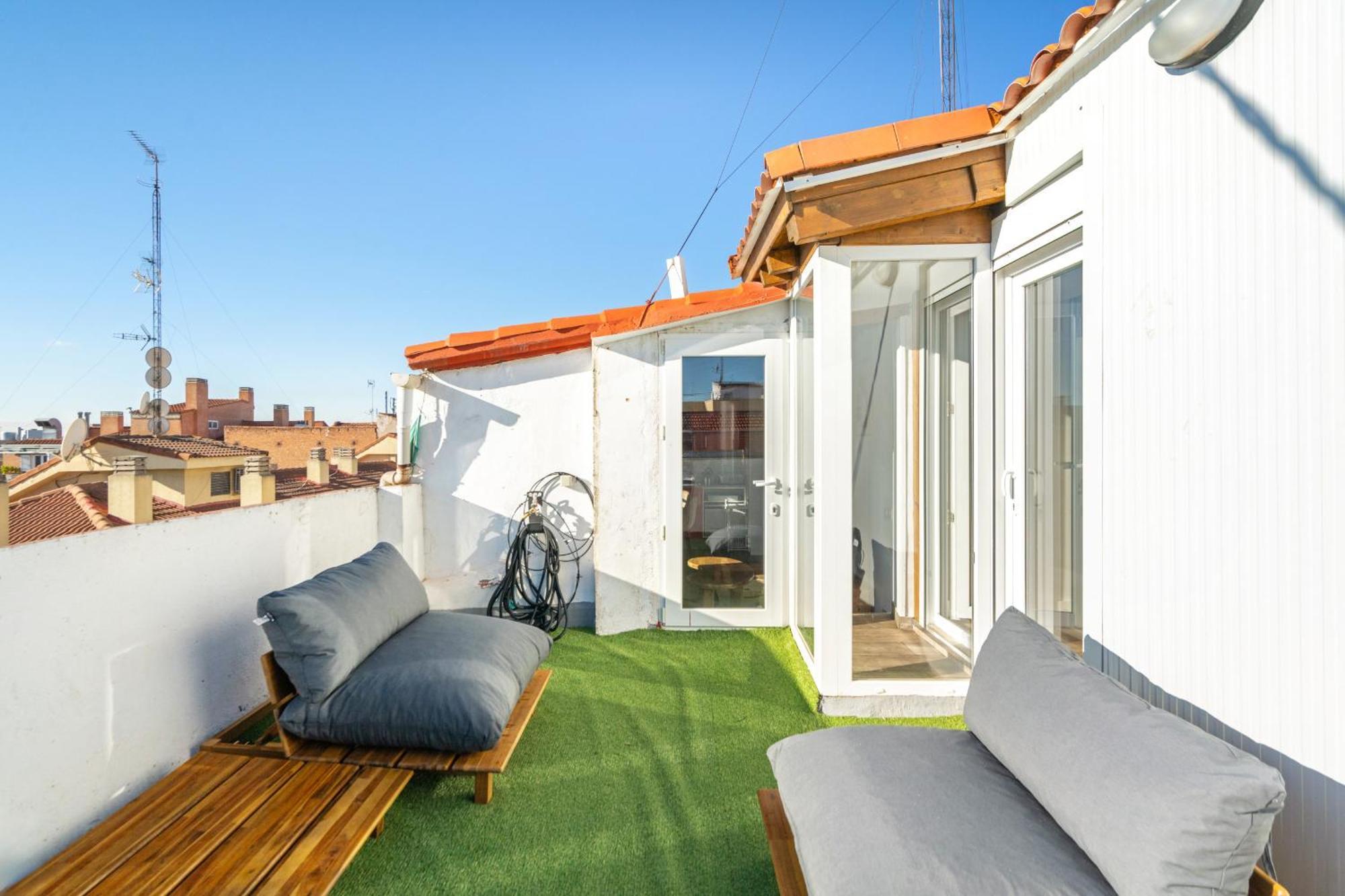 마드리드 Atico Con Terraza En Lavapies Alquiler Temporal 아파트 외부 사진